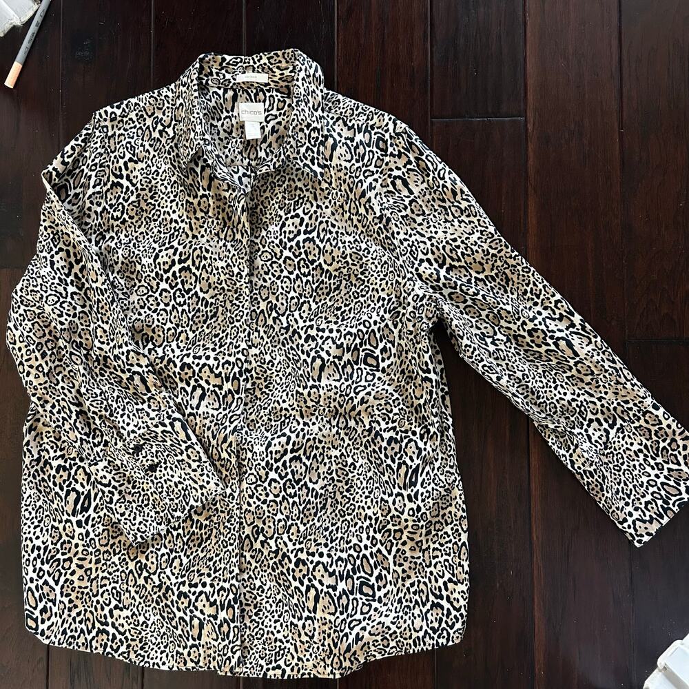 Chicos SZ 3 L/XL Leopard Print Long sleeve No-Iron Collar shirt Workwear Classic